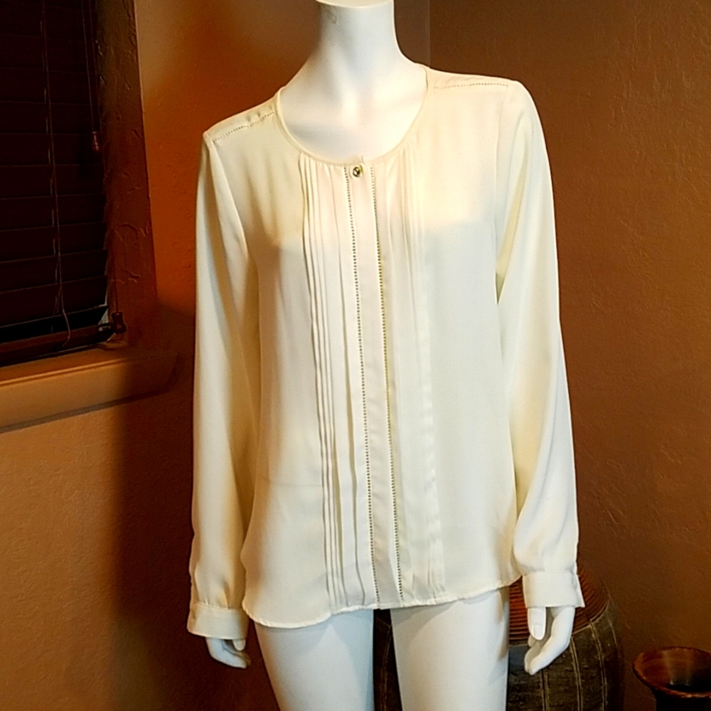 Elegant blouse